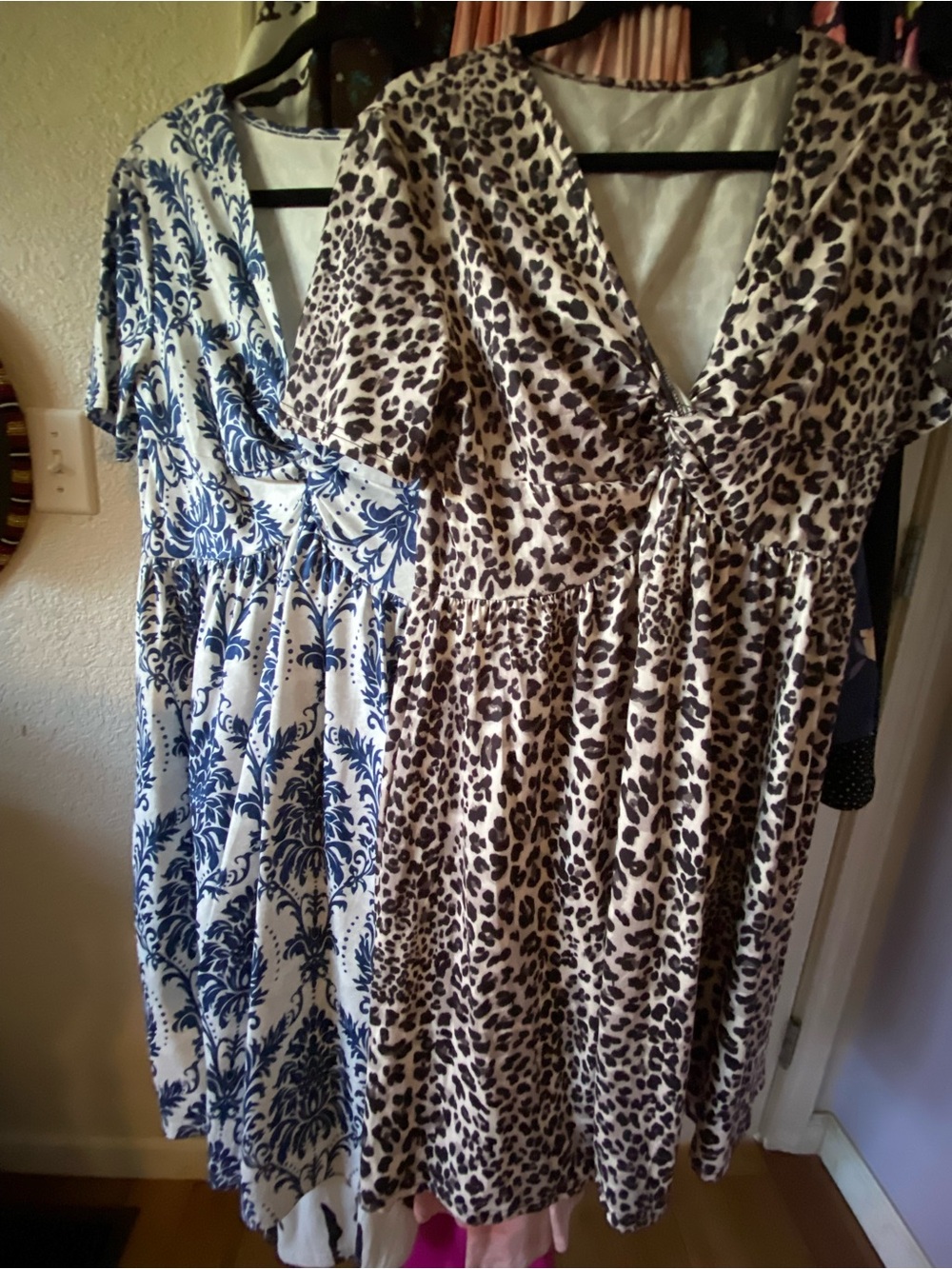 Leopard Print V-Neck Women’s Dress - Beige/Black